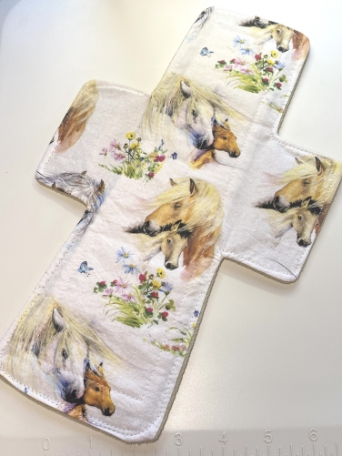 Libadi Stoffbinde 901 Pferde + Fohlen - XL (31 cm) | Standard | mit PUL