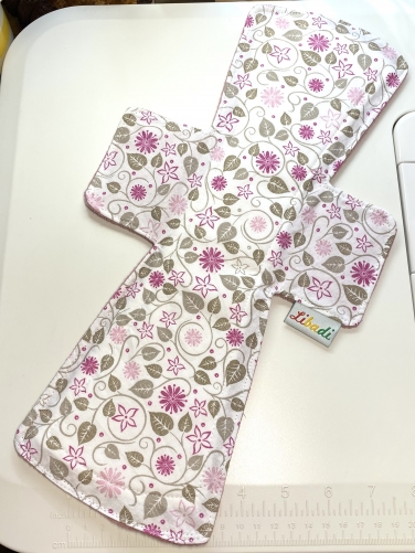 Libadi Stoffbinde 900 Blätterranken rosa Blüten - XXL (38 cm) | Standard | mit PUL