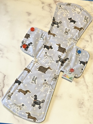 Libadi Stoffbinde 917 Dalmatiner, Dackel und Co - XXL  (38 cm) | Standard | mit PUL